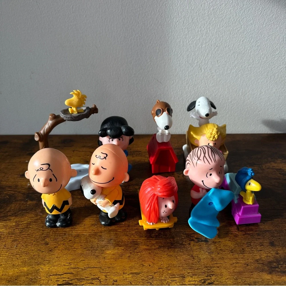 2015 McDonald's Peanuts Movie Happy Meal Toy Lot Set of 9 Snoopy & Charlie Brown